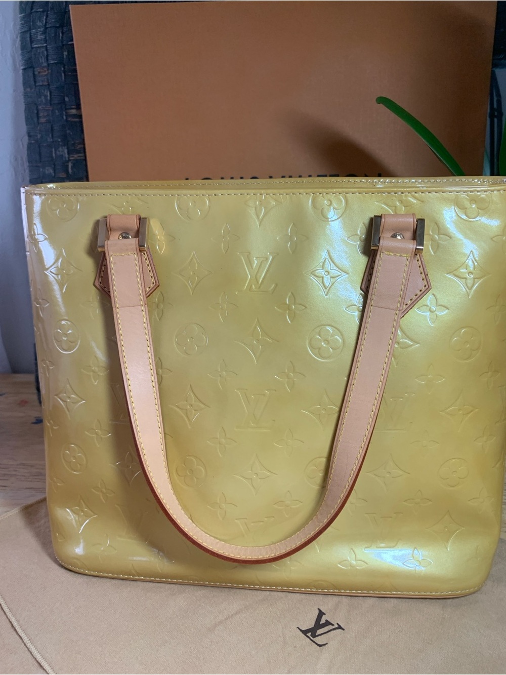 Louis Vuitton Yellow Vernis Patent Monogram Tote